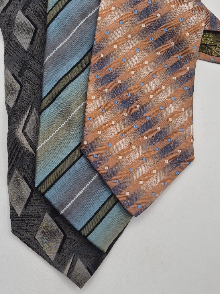 Menâs Necktie Lot 3pc Striped Plaid Geometric Dress Ties Mixed Set